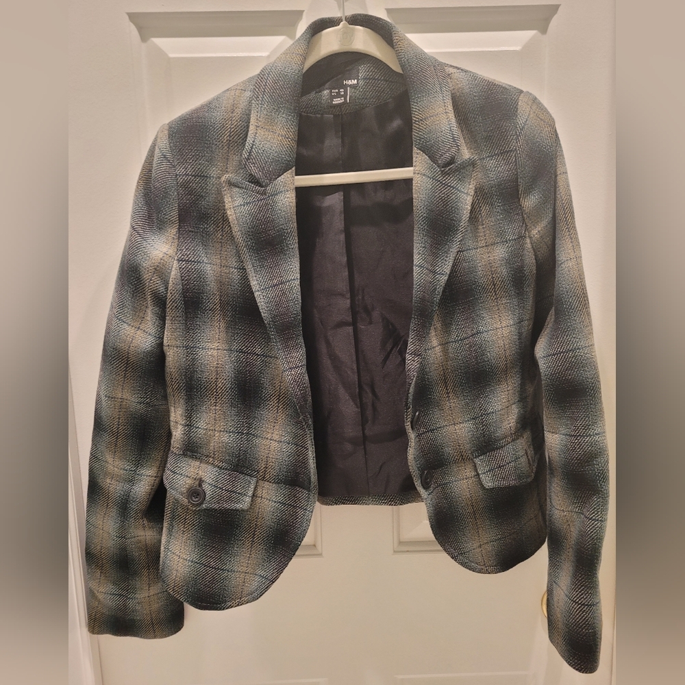 H&M two button plaid multicolored blazer size 10